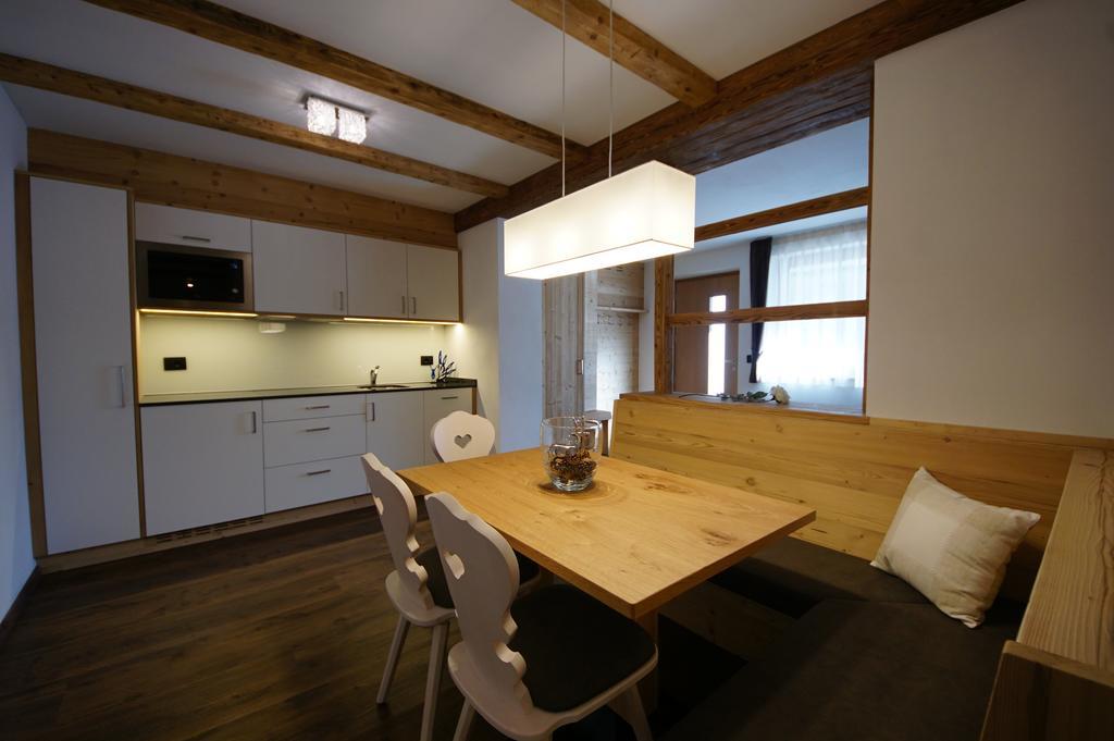 Chalet Apartments Ambria La Villa  Esterno foto
